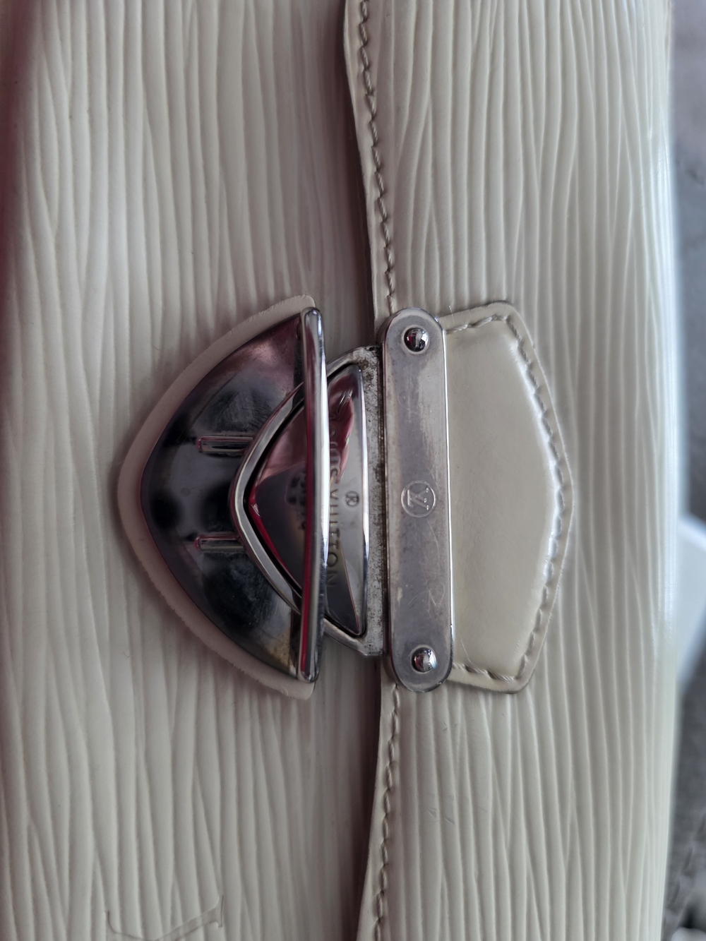 Louis Vuitton Cream Epi Leather Wallet  (Cream)
